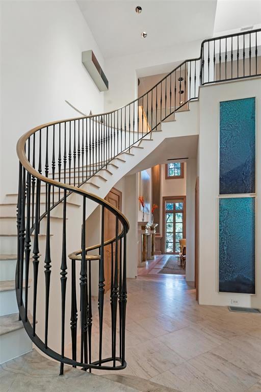 Residence interior