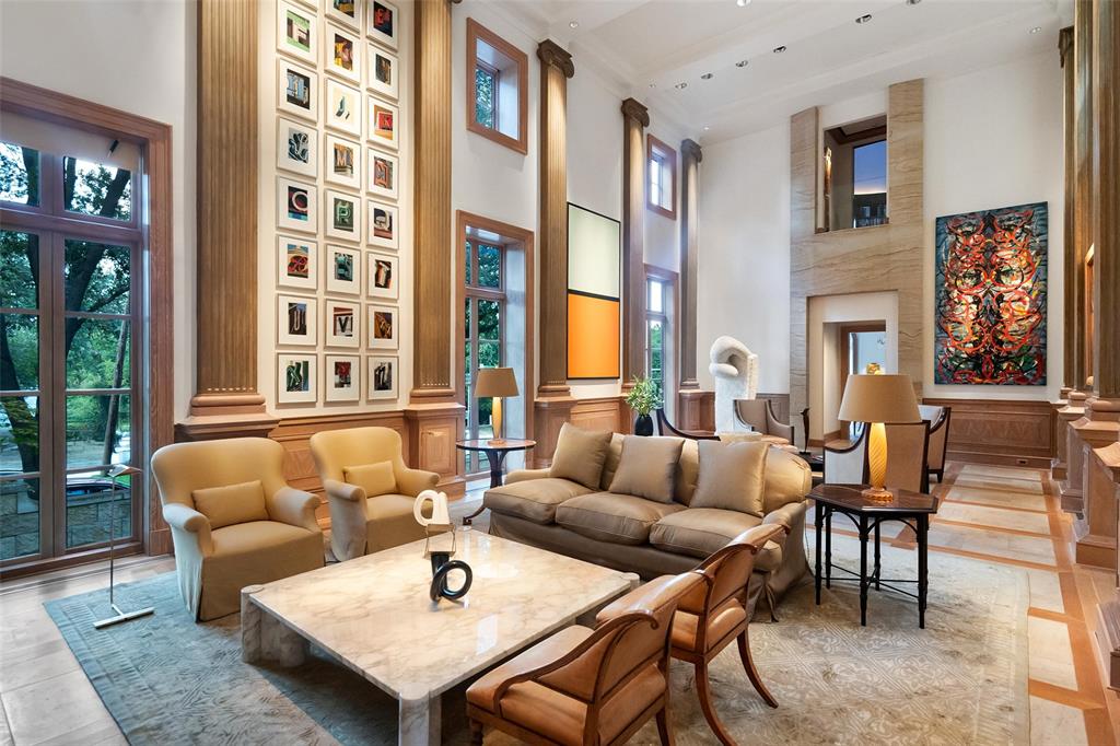 Formal sitting room